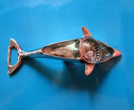 Décapsuleur - ouvre bouteille dauphin en métal argenté