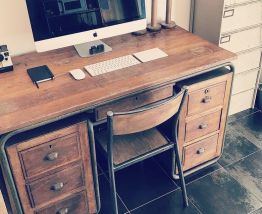 Bureau d’instituteur 