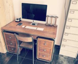 Bureau d’instituteur 