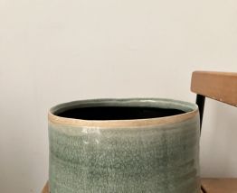 Pot à fleurs artisanal vintage