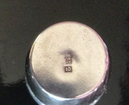 6 gobelets à liqueur