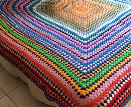 dessus de lit couverture fait main  grande taille