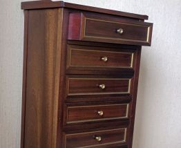 Semainier de style XVI en bois acajou vernis