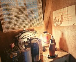 Radio vintage upcyclée en lampe d'ambiance