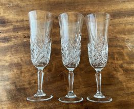 3 flûtes à champagne Cristal d'Arques modèle Masquerade vint