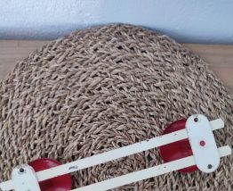 Porte manteaux mural des années 70 avec 2 patères