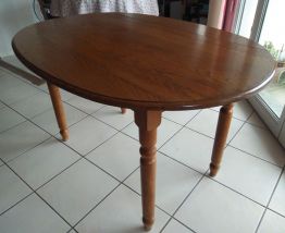 Table de séjour ovale