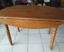 Table de séjour ovale