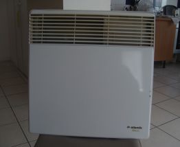 1 radiateur convecteur de marque Atlantic