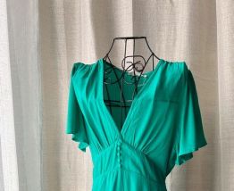 Robe vert émeraude chic