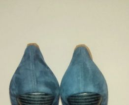 451* Hedgren - magnifiques escarpins bleu foncé CUIR (41)