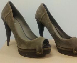227* ZARA - escarpins CUIR peep toe neufs (40)