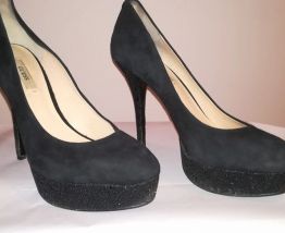 86A* GUESS - sexy escarpins noirs cuir high heels (40)