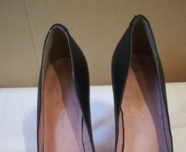 922A* 3 Suisses - sexy escarpins noirs cuir high heels (39)