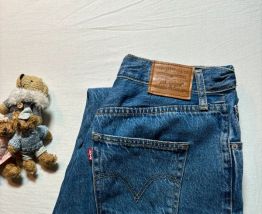 Jean Levis High Loose Taper