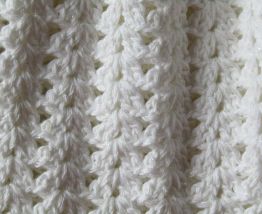 Robe au crochet pour bébé de 1/2 ans