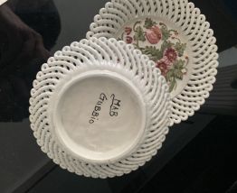 Lot 2 assiettes décoratives porcelaine Gubbio