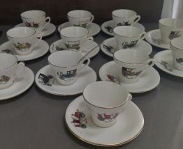 Sevice à café 12 pièces décor véhicules collection