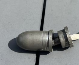 Vintage français : lampe à alcool en verre avec bouchon en é