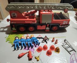Camion pompier playmobil année 80