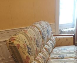 Canapé 3 places bon état