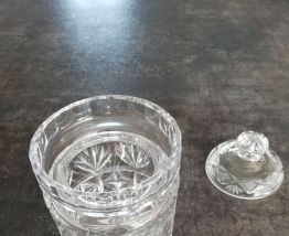 Bonbonnière en cristal de bohème