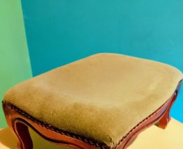 Tabouret repose-pied