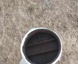 Boite à couture vintage en écorce tressée 