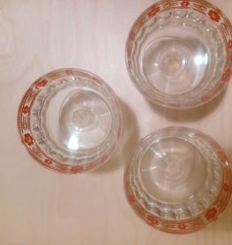 3 coupes de champagne 