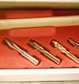 Plumier bois 4 plumes