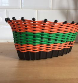 Corbeille à pain scoubidou