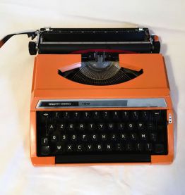 Machine à écrire 70s Silver-Reed 100