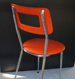 Chaise simili cuir orange vintage
