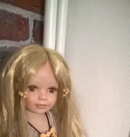 " Manon" poupée en porcelaine bohème