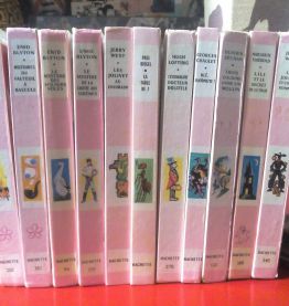 11 volumes de "nouvelle bibliothèque rose" et "bibliothèque rose" -  années 60 /70 