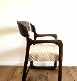 Fauteuil traineau années 60 Baumann