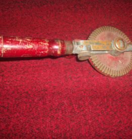 ANCIENNE OUTIL VRILLE DE MARQUE PEUGEOT FRERES 
