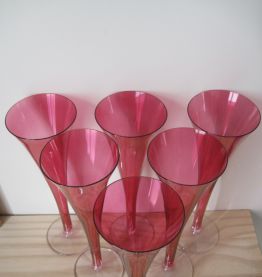 6 coupes à champagne rouges