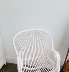 Fauteuil corbeille blanc vintage