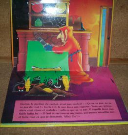 LIVRE POP HOP LE CACHOT DE L'HORREUR de 1998 