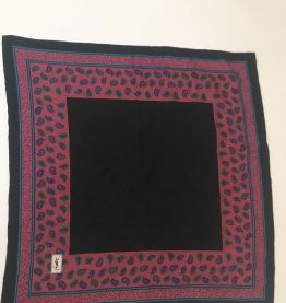 Foulard Yves Saint Laurent 