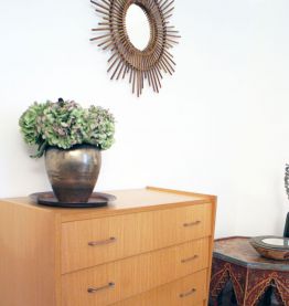 Commode vintage scandinave des années 60 pieds compas