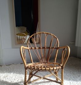 Petite chaise enfant en rotin