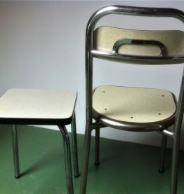 Ensemble chaises et tabourets formica vintage 