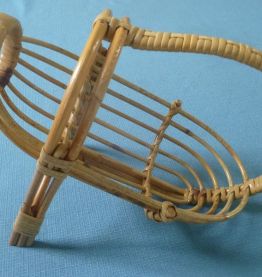 porte bouteille,corbeille en osier, rotin,vintage