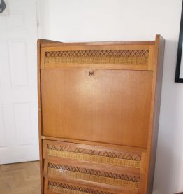 Secrétaire vintage rotin pieds compas à rénover