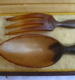 Couverts à salade anciens en corne 