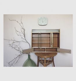 Armoire de salle de bain 