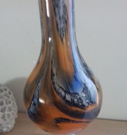 Joli vase en verre