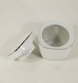 Sucrier en porcelaine